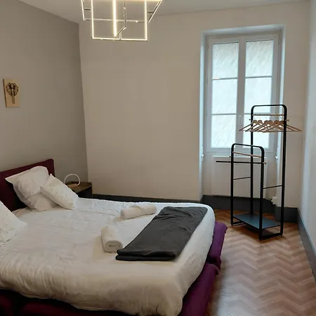 Le Cocon D'alba Apartment